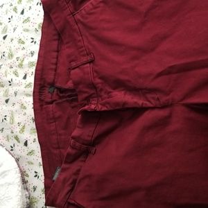 Kut from the Kloth women's ankle trousers size 16 W in burgundy. Worn once.